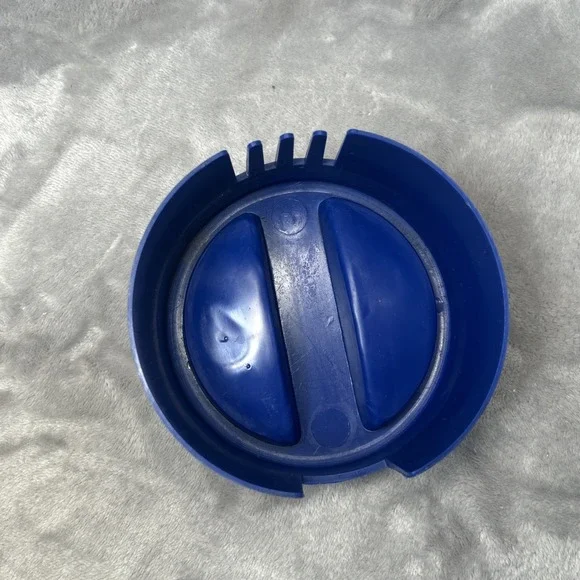 Vintage Pillsbury Doughboy 80 oz White Plastic Pitcher W/ Blue Lid - Picture 8 of 10